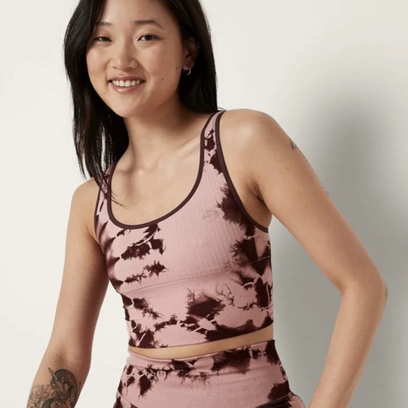 PINK VS Active Tie Dye Seamless Scoop Neck Lightly Lined Sports Bra Women’s S - Picture 2 of 11